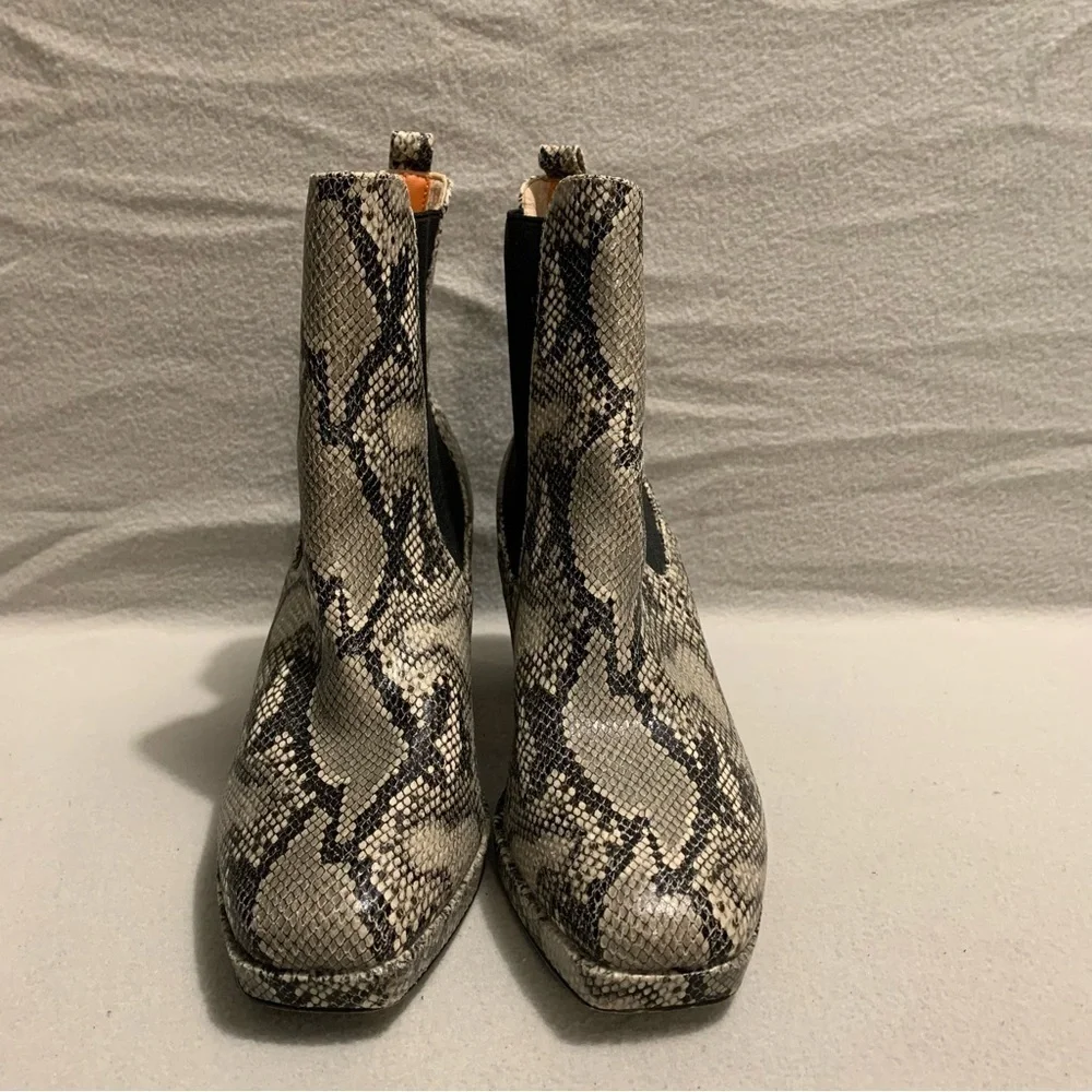 French Connection Penny Chelsea Block Heel Boots sz 8